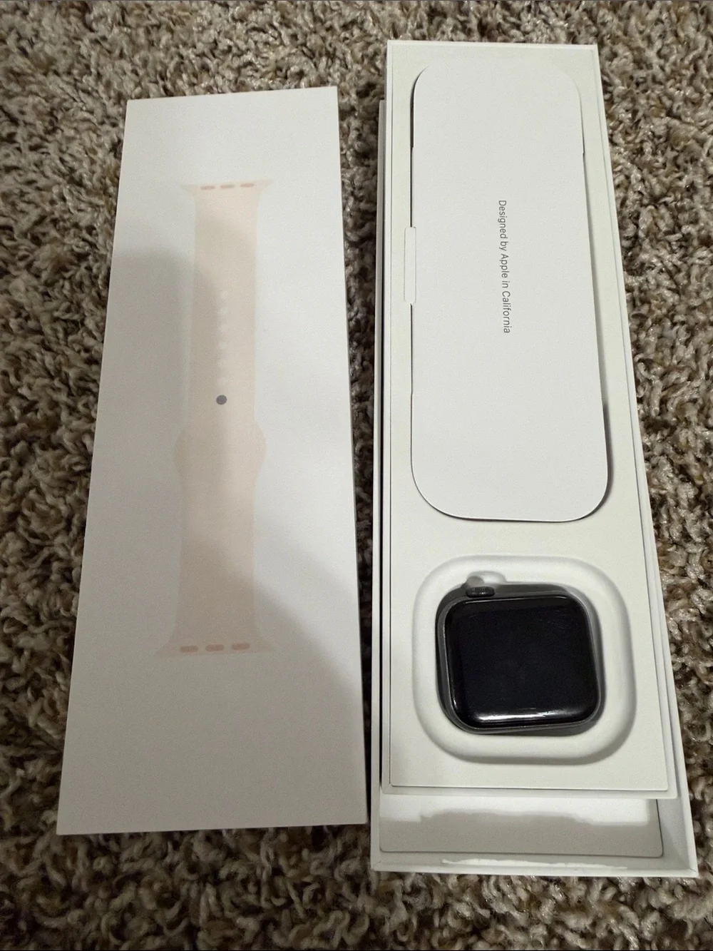 Used Apple Watch SE with New Sport Band and New Charger
